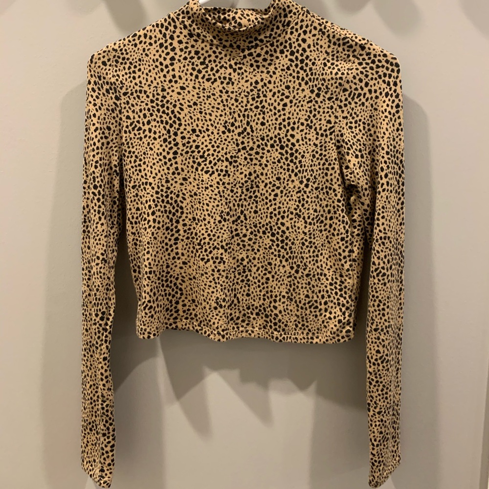 Crop sweater